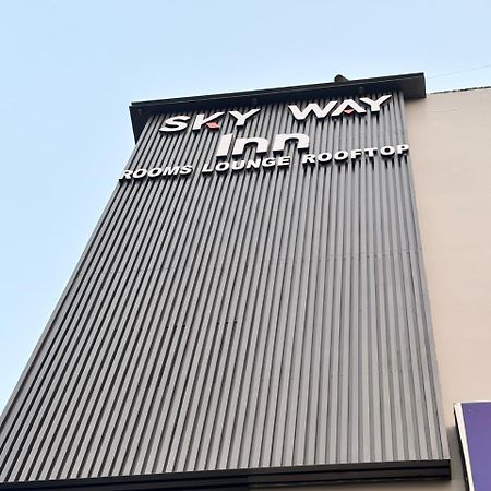 Hotel Sky Way Inn Hisār Eksteriør bilde